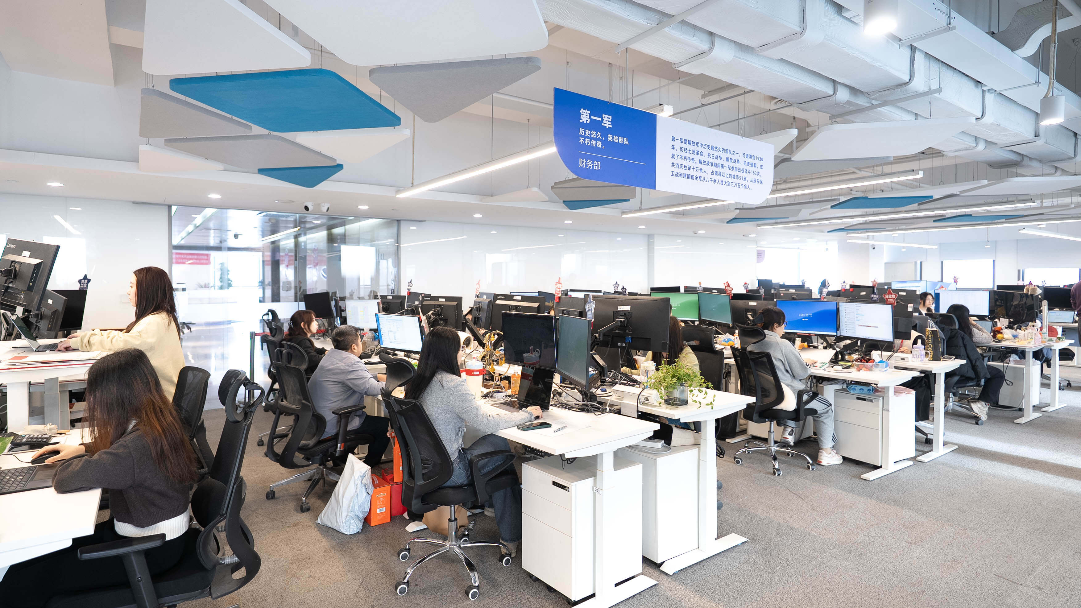 围绕新就业形态劳动者权益保障，云账户努力做些什么