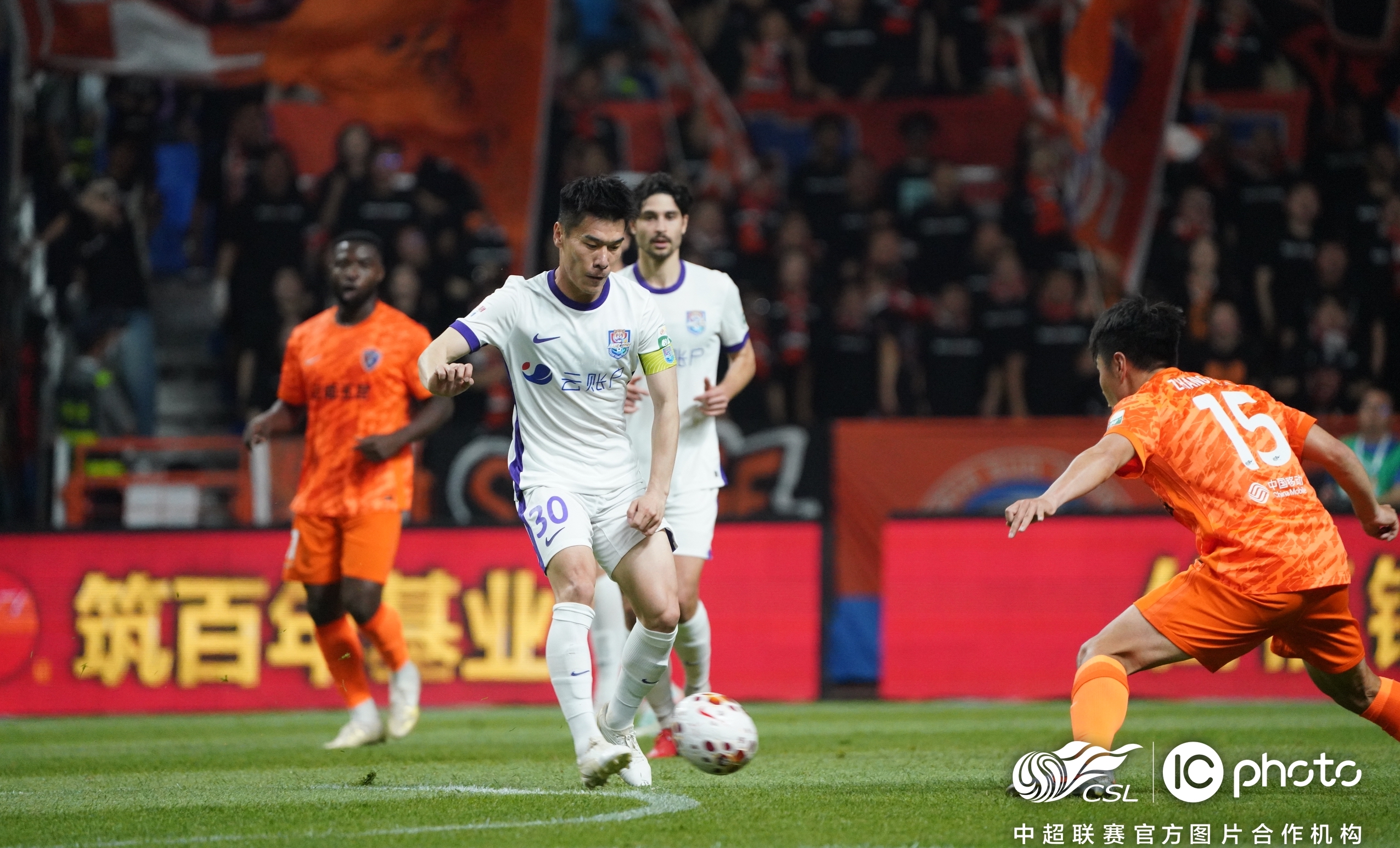 云账户 × 津门虎 | 学习永不放弃的足球精神，更好服务劳动者